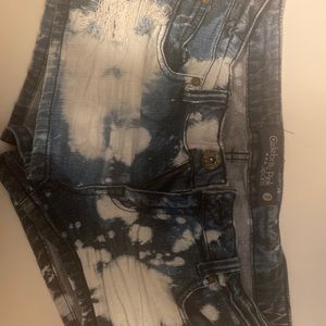 Celebrity pink shirt jeans